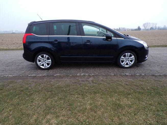 PEUGEOT 5008 7-OSOBOWY 2.0 HDI
