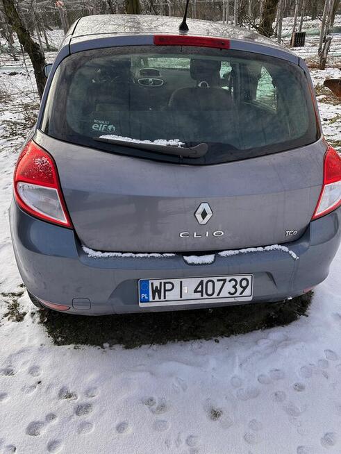 SAMOCHÓD RENAULT CLIO III 2011