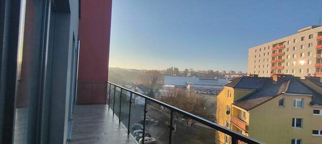 Centrum 3-pok+ taras+parking