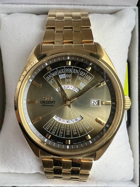 Sprzedam piękny zegarek