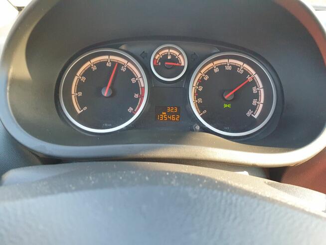 Opel Corsa D 2009, 1.2 benzyna