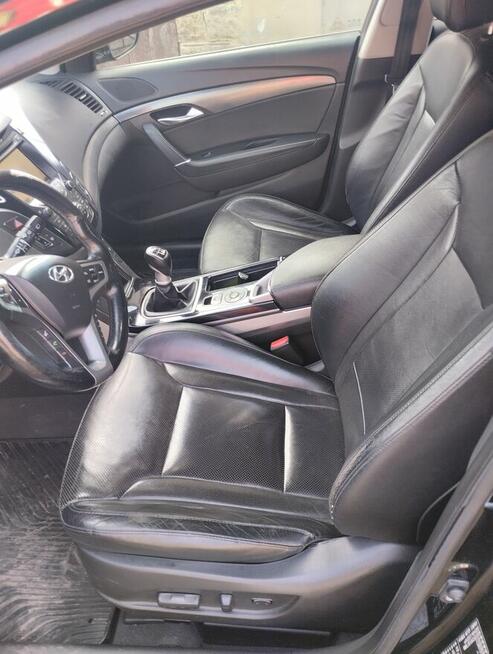 Hyundai i 40 CRDI 1.7 Listopad 2012 w najbogatszej wersji wy