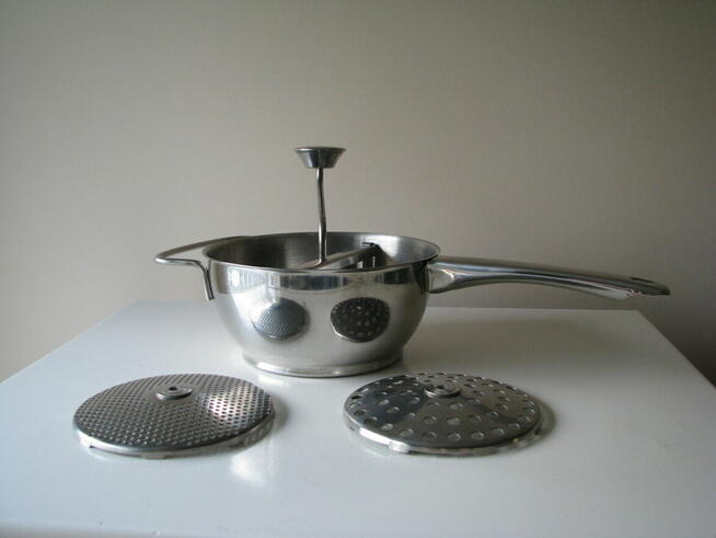Ręczny przecierak do warzyw i owoców 3 stalowe sita maszynka