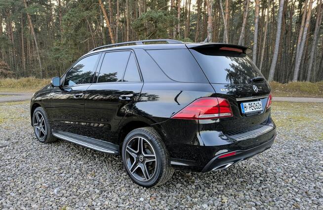 Mercedes GLE super stan