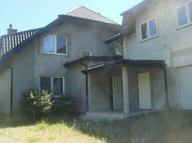 Syndyk sprzeda dom pod Radomiem