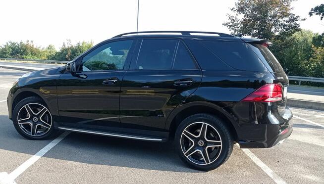 Mercedes GLE super stan