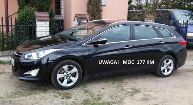 Hyundai i40 , 177 KM, stan prawie salonowy.