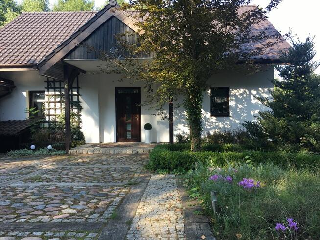 Dom z linią brzegową