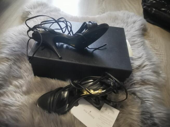 Sandały skórzane PATRIZIA PEPE