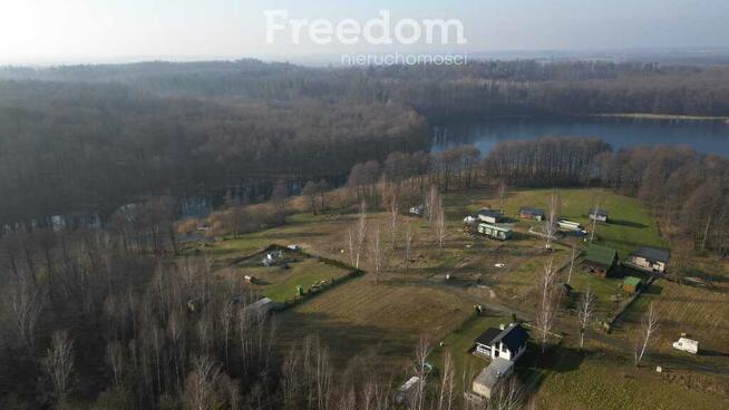 Mazury działka rekreacyjna z linią brzegową
