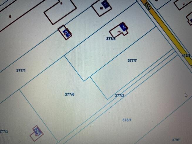 Duża działka z budynkiem we Wsoli blisko Radomia.