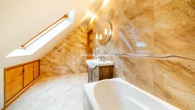 Dom Krzeszowice Krzeszowice, Żary