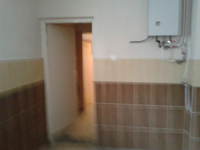Lokal użytkowy ,patrer 125 m2 , 3 miejsca postojowe