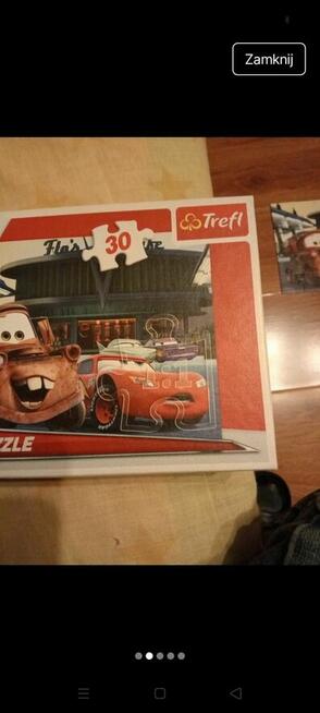 Puzzle z motywem z filmu Auta.