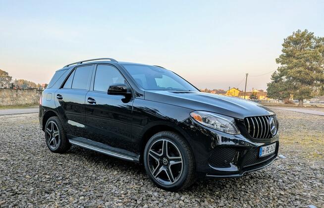 Mercedes GLE super stan