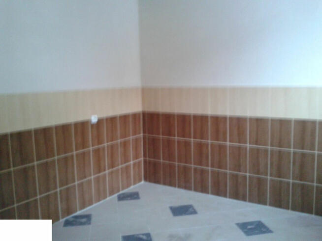 Lokal użytkowy ,patrer 125 m2 , 3 miejsca postojowe