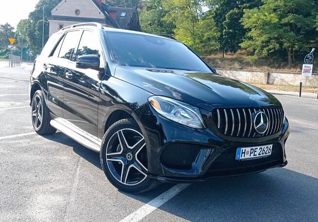Mercedes GLE super stan