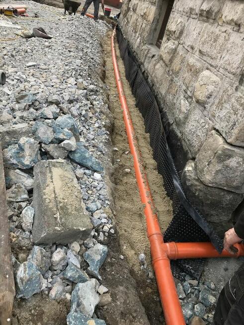 Montaż ogrodzeń układanie kostki