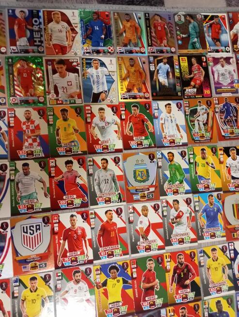 Witam, sprzedam karty piłkarskie