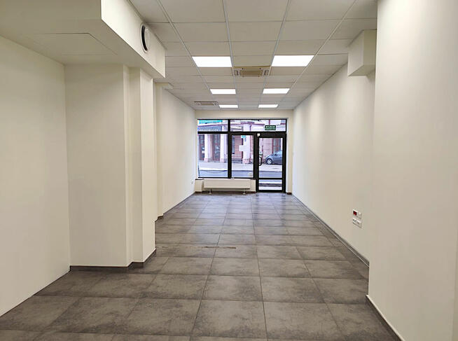 Do wynajęcia lokal 60 m2 w centrum Puław