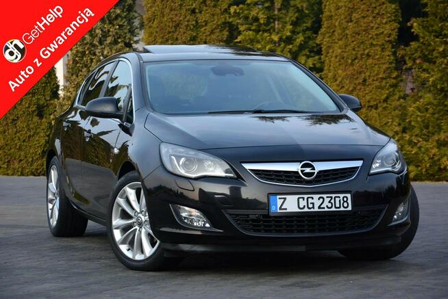 Opel Astra Skóry Duża Navi bi-xenon Szyber Ledy 2xParktr.Chrom Cosmo Alu 18"