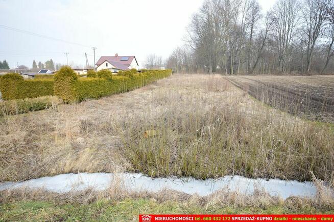 Działka budowlana (WZ) wszystkie media.