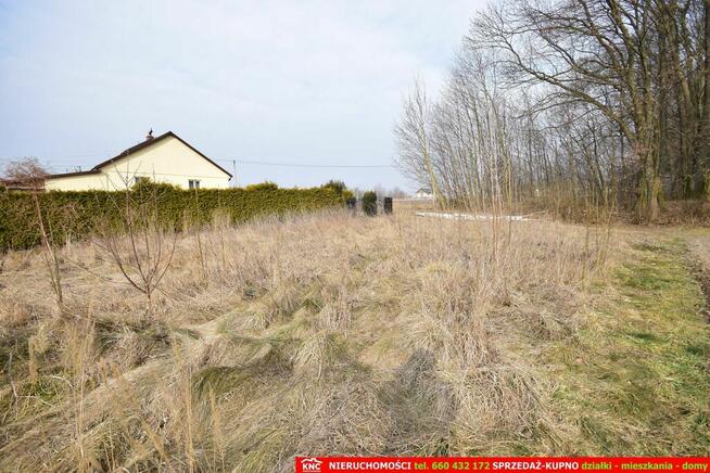 Działka budowlana (WZ) wszystkie media.