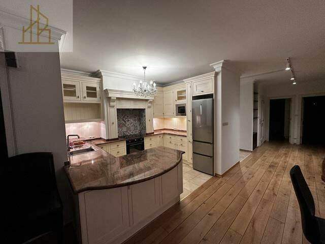 Mieszkanie Warszawa Mokotów, Stary Mokotów, Różana