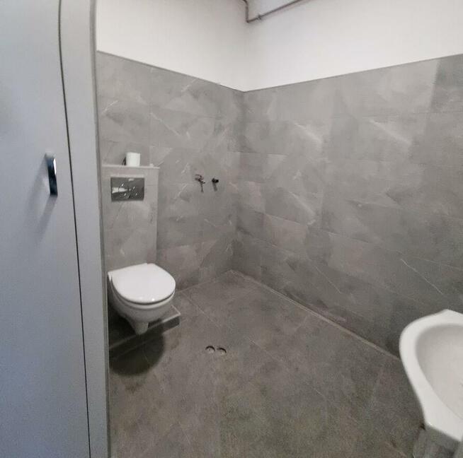 Lokale użytkowe 100 m2 samodzielny budynek