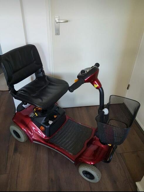 Skuter inwalidzki elektryczny