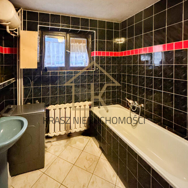 Dom na sprzedaż z dużym potencjałem inwestycyjnym