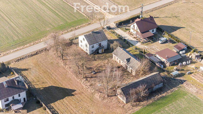 Dom z budynkiem gospodarczym