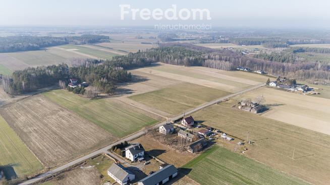 Dom z budynkiem gospodarczym