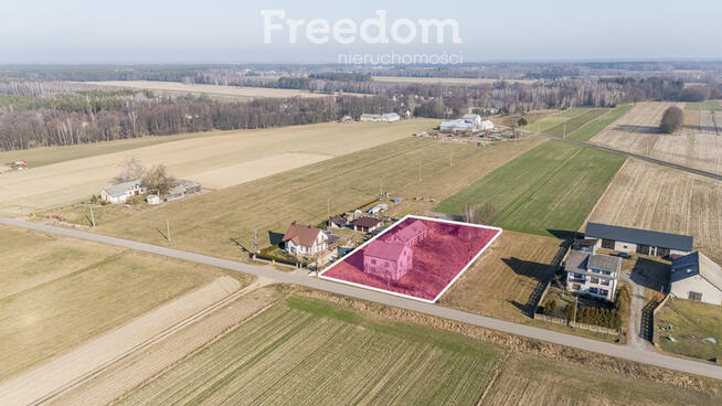 Dom z budynkiem gospodarczym