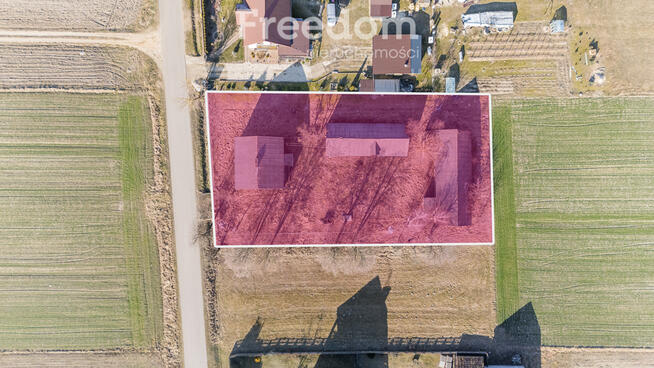 Dom z budynkiem gospodarczym