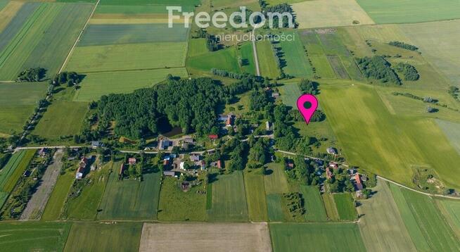 Działka z wydanymi warunkami zabudowy na dom