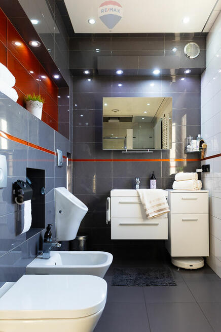 Budynek usługowo-mieszkalny na sprzedaż w Głownie