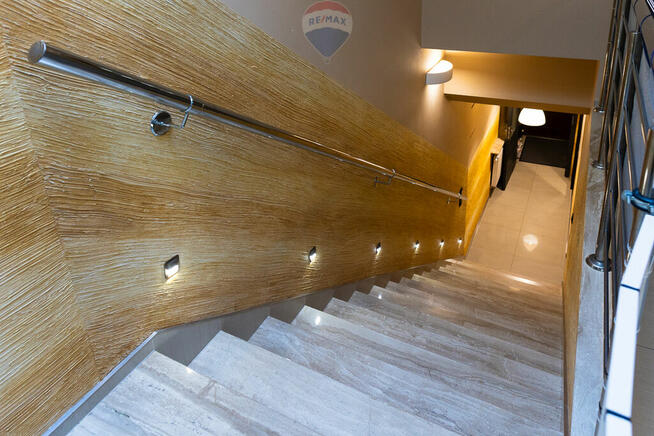 Budynek usługowo-mieszkalny na sprzedaż w Głownie