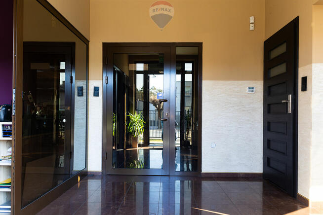 Budynek usługowo-mieszkalny na sprzedaż w Głownie