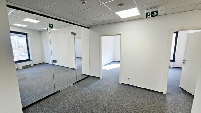 AIRTECH BUSINESS PARK Duże biuro do wynajęcia
