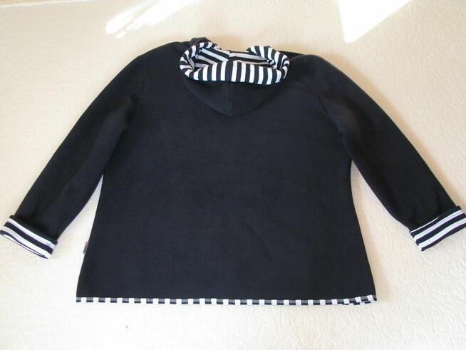 Polarowy płaszczyk, rozpinana bluza z kapturem, rozm. 52