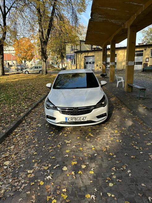 Opel Astra 2018 diesel mały przebieg bogate wyposażenie