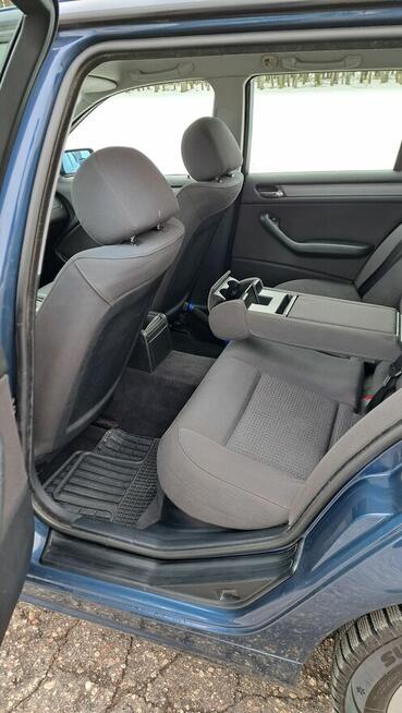 BMW E46 2005R AUTOMAT ZADBANE