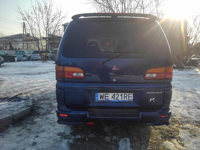 Mitsubishi spacer gear 2.0