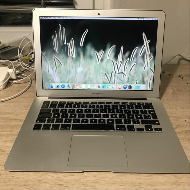 Laptop MacBook Air 13 i5 1.4GHz 4GB 128GB SSD