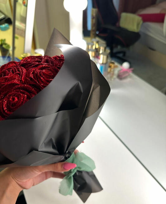 Bukiet róż ze wstążki | wieczne róże