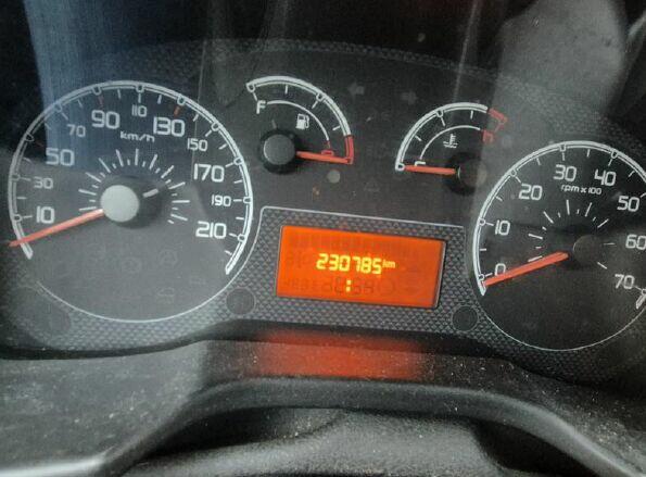 Syndyk sprzeda samochód Fiat Fiorino