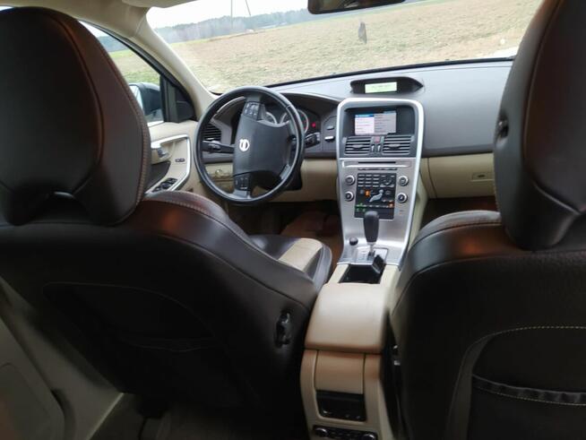 Samochód osobowy VOLVO XC60