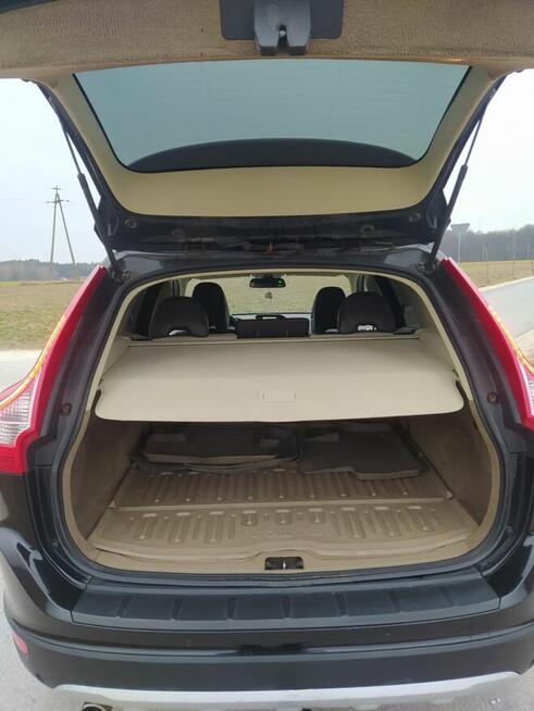 Samochód osobowy VOLVO XC60