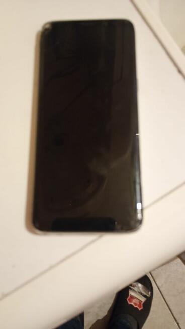 Samsung Galaxy S8 uszkodzony